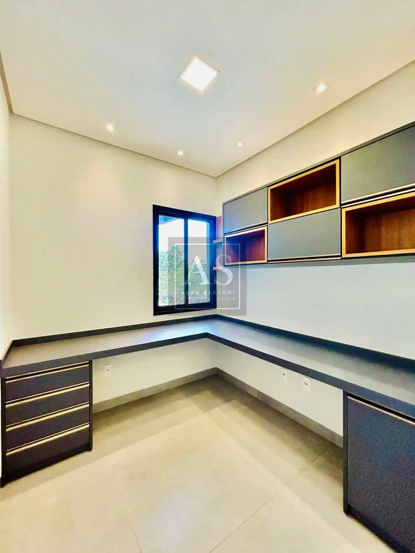 Casa de Condomínio com 3 quartos à venda, 230m² — foto 5 de 38