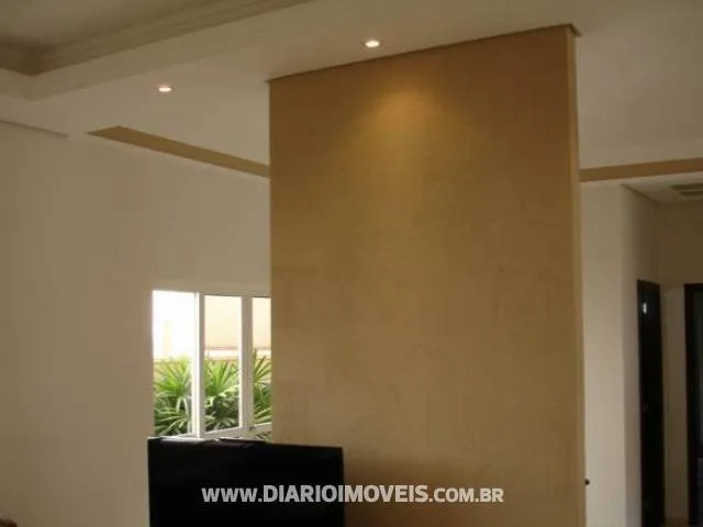 Casa de Condomínio à venda — foto 2 de 3