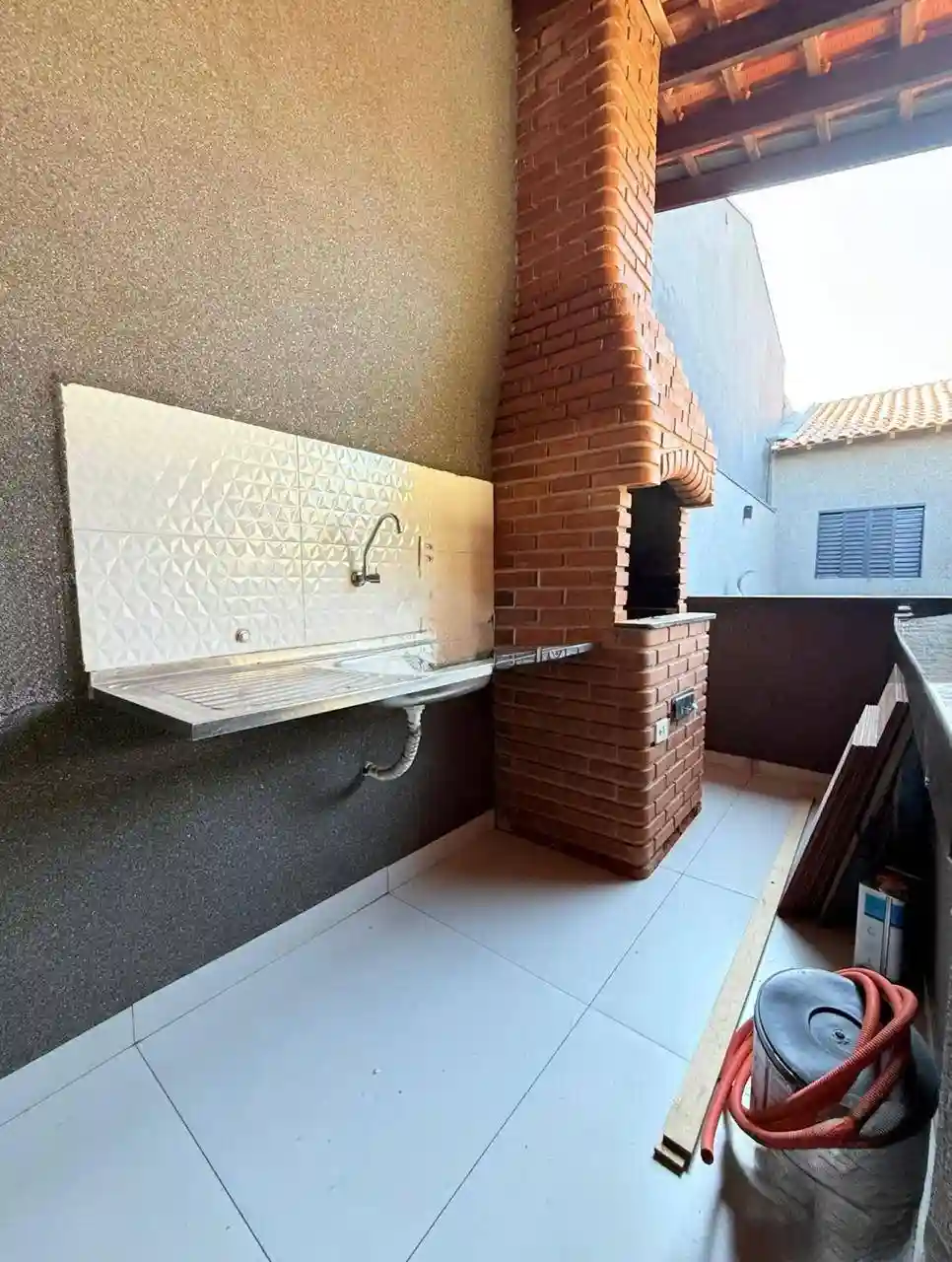 Casa com 2 quartos à venda, 200m² — foto 5 de 17