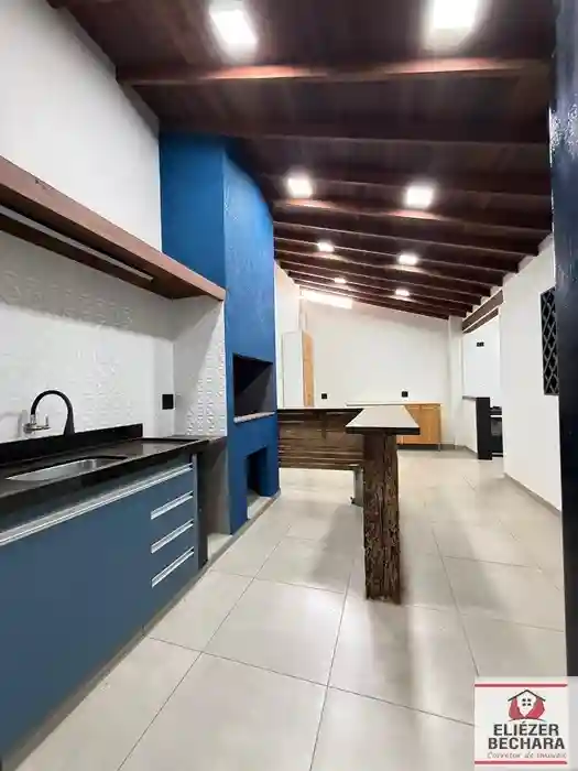 Casa com 2 quartos à venda, 140m² — foto 1 de 25