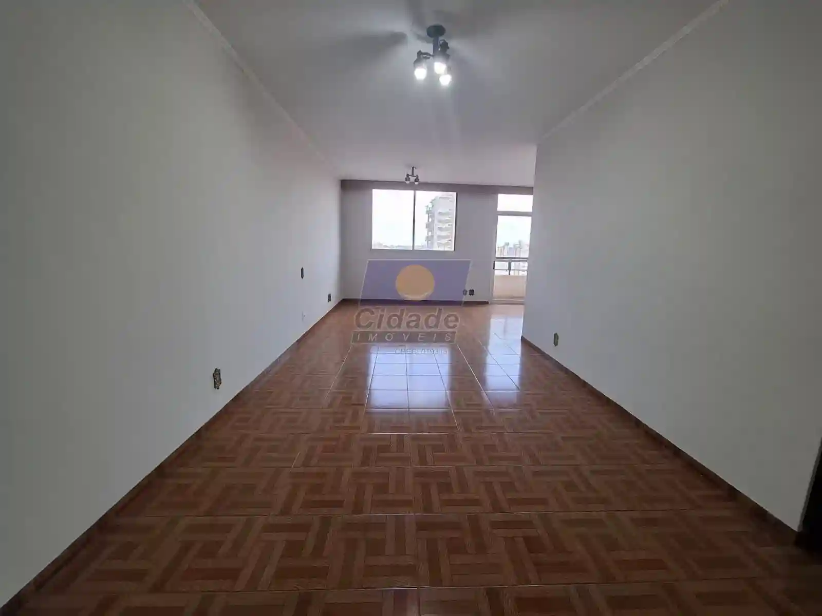 Apartamento com 3 quartos à venda, 140m² — foto 3 de 11