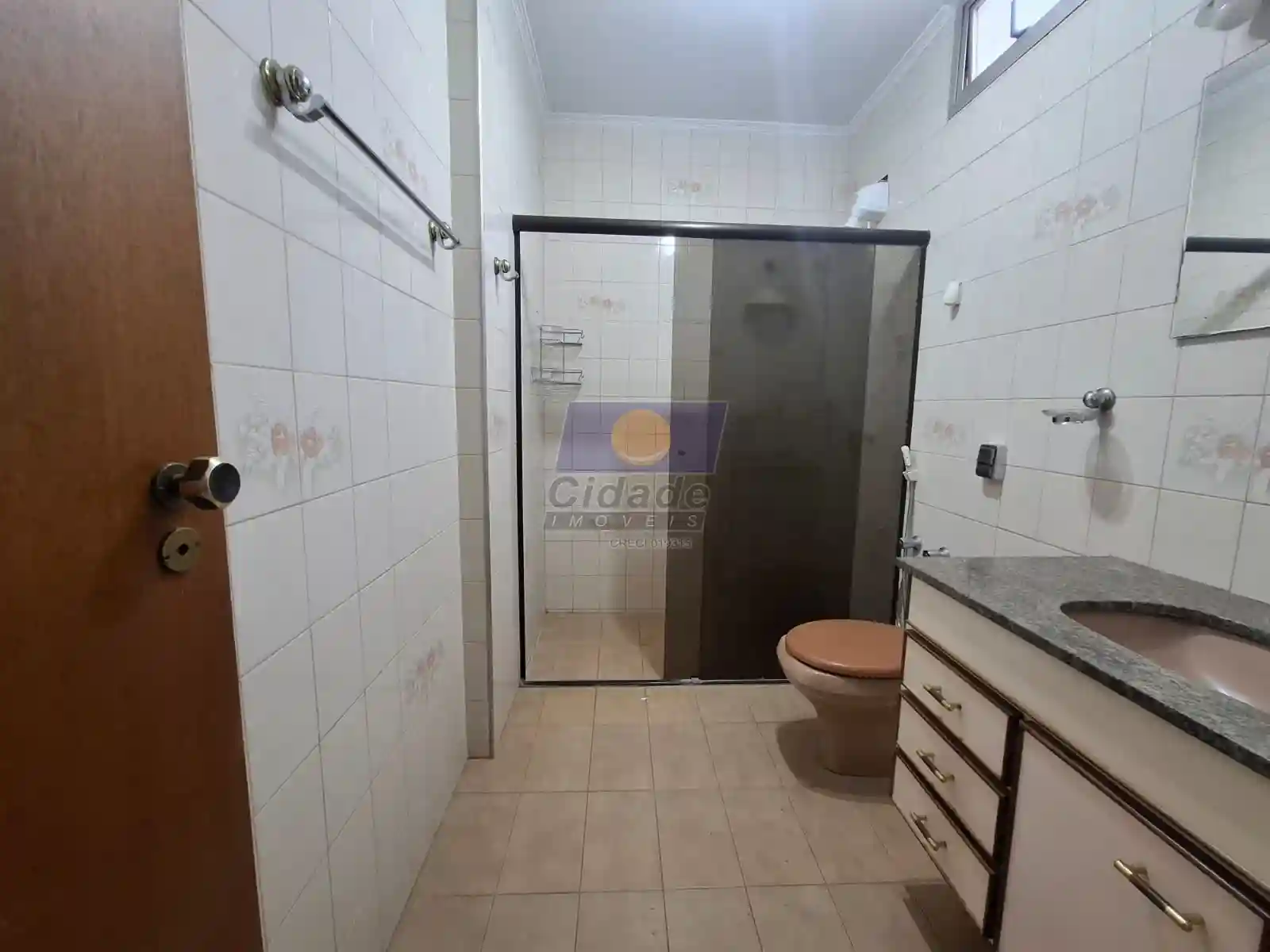Apartamento com 3 quartos à venda, 140m² — foto 8 de 11