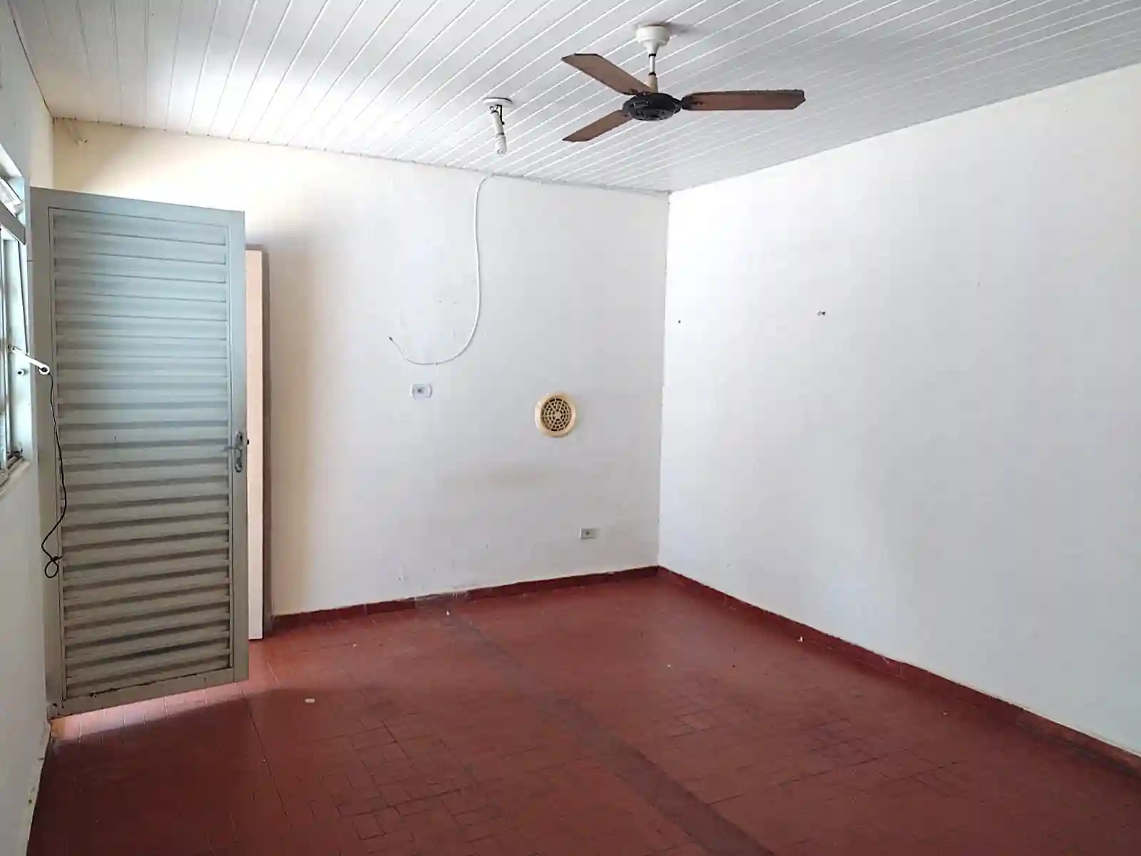 Casa Comercial com 1 quarto à venda, 100m² — foto 9 de 11