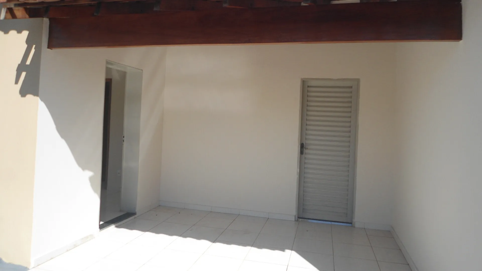 Casa com 1 quarto para aluguel, 45m² — foto 1 de 8