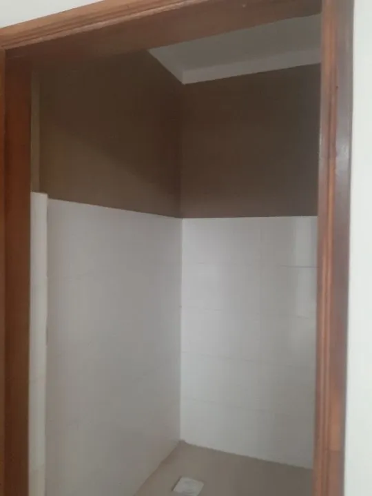 Loja / Salão / Ponto Comercial para aluguel — foto 8 de 9
