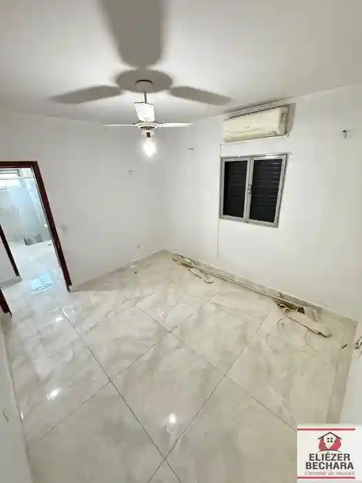Apartamento com 3 quartos à venda, 100m² — foto 18 de 19