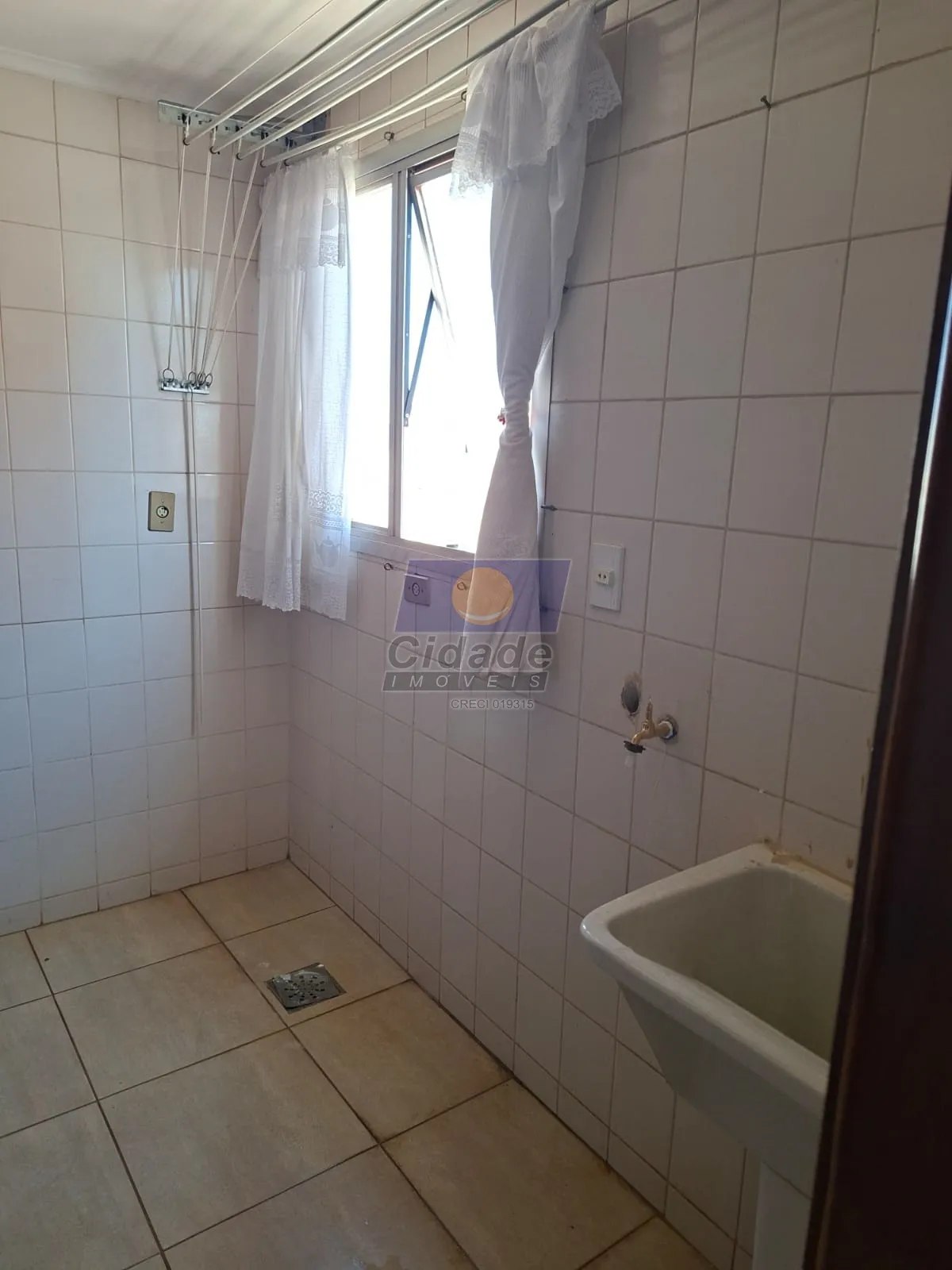 Apartamento com 3 quartos para aluguel, 115m² — foto 14 de 16