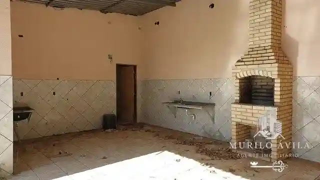 Casa com 2 quartos à venda, 333m² — foto 2 de 6