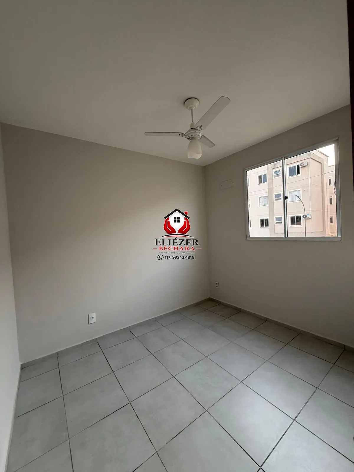 Apartamento com 2 quartos à venda, 48m² — foto 2 de 9