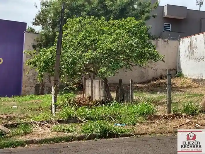 Terreno / Lote / Condomínio  à venda, 279m² — foto 1 de 1