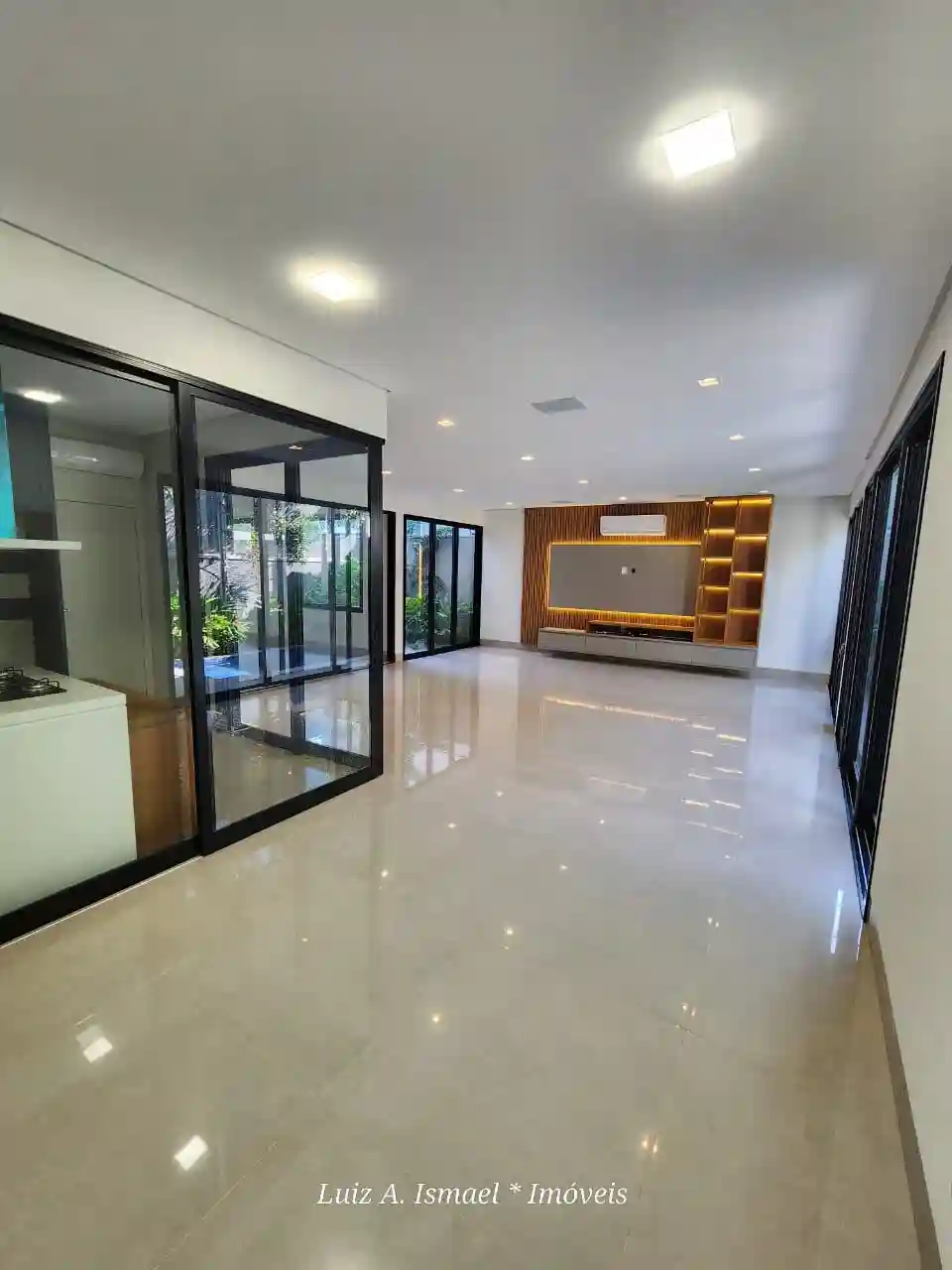Casa de Condomínio com 4 quartos à venda, 3002m² — foto 8 de 55
