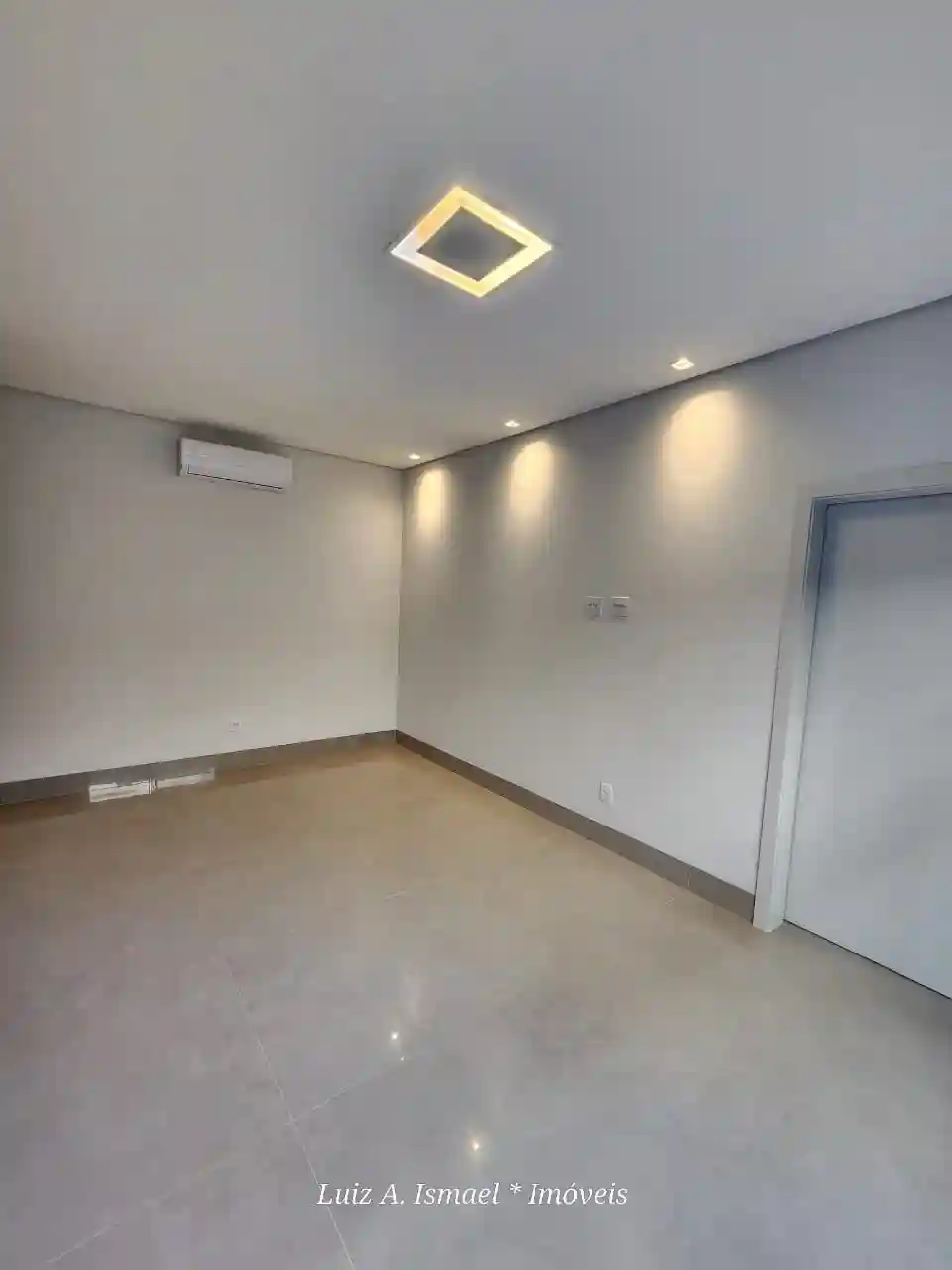 Casa de Condomínio com 4 quartos à venda, 3002m² — foto 35 de 55