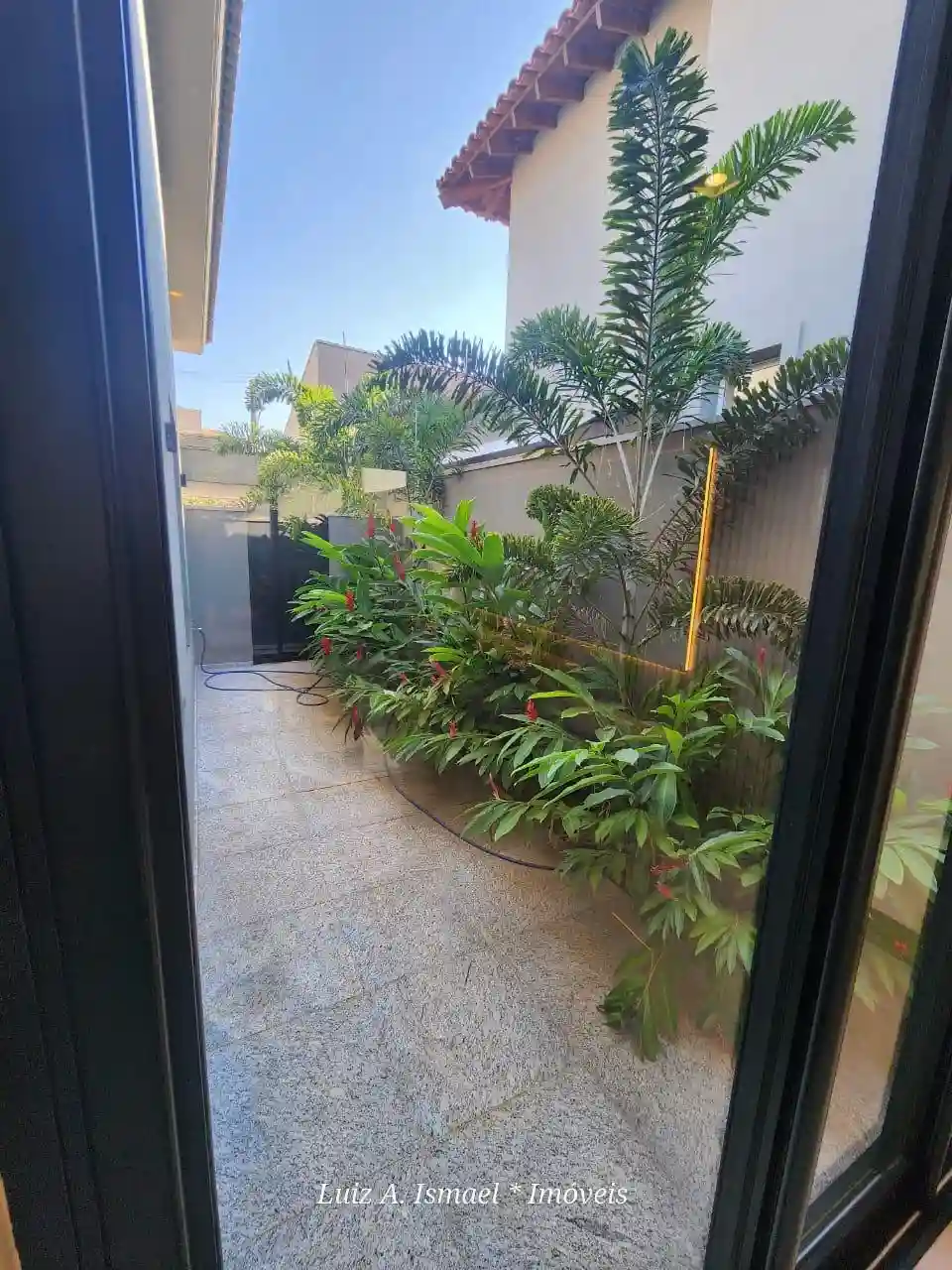 Casa de Condomínio com 4 quartos à venda, 3002m² — foto 39 de 55