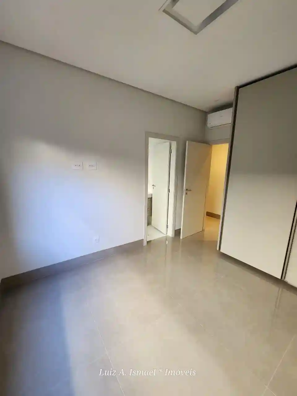 Casa de Condomínio com 4 quartos à venda, 3002m² — foto 20 de 55