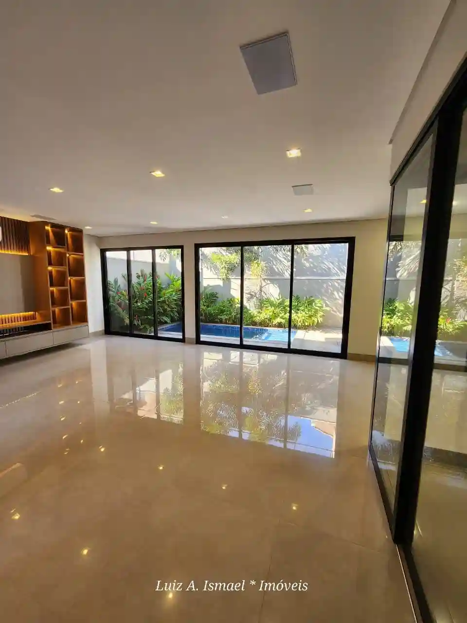 Casa de Condomínio com 4 quartos à venda, 3002m² — foto 6 de 55