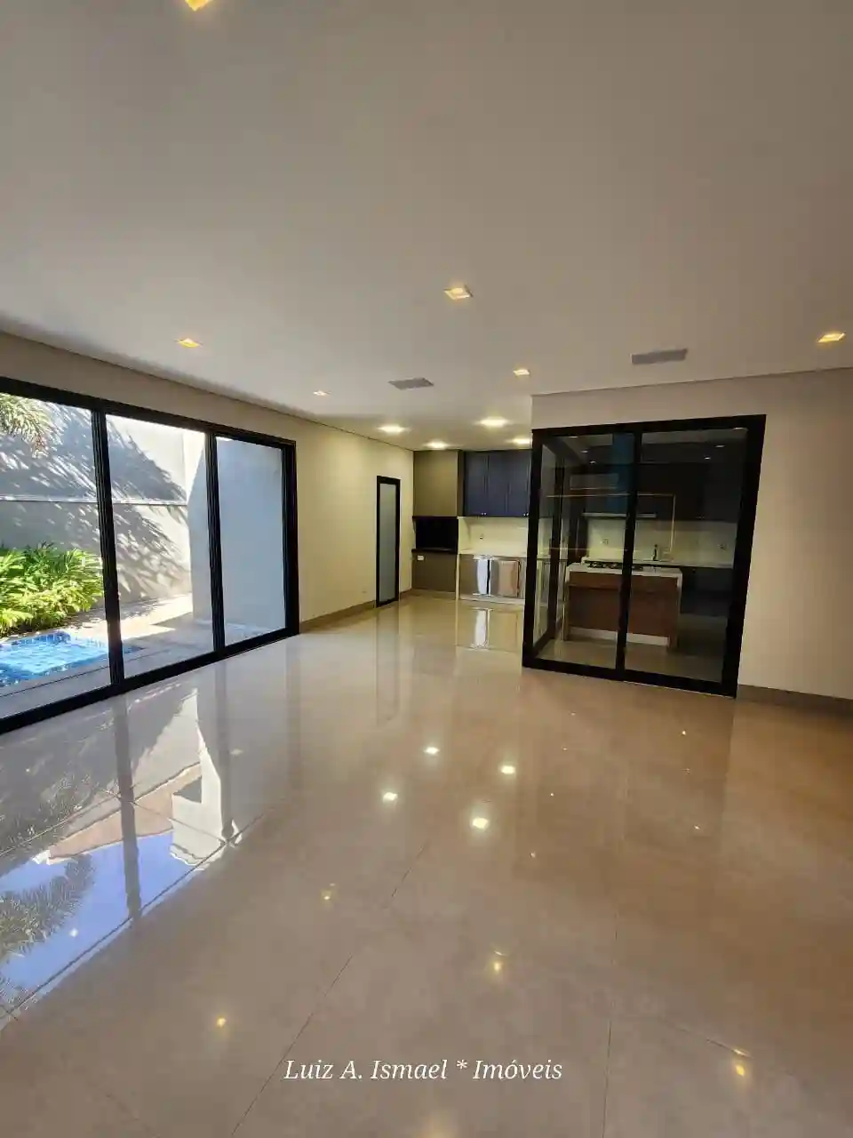 Casa de Condomínio com 4 quartos à venda, 3002m² — foto 9 de 55