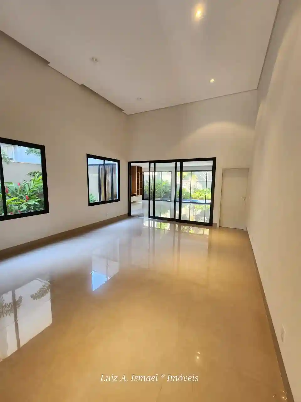 Casa de Condomínio com 4 quartos à venda, 3002m² — foto 37 de 55