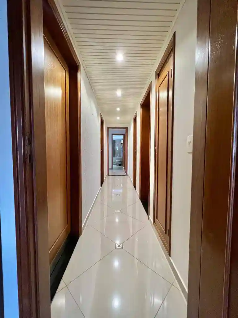 Apartamento com 4 quartos à venda, 240m² — foto 5 de 24