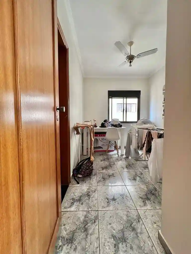 Apartamento com 4 quartos à venda, 240m² — foto 17 de 24