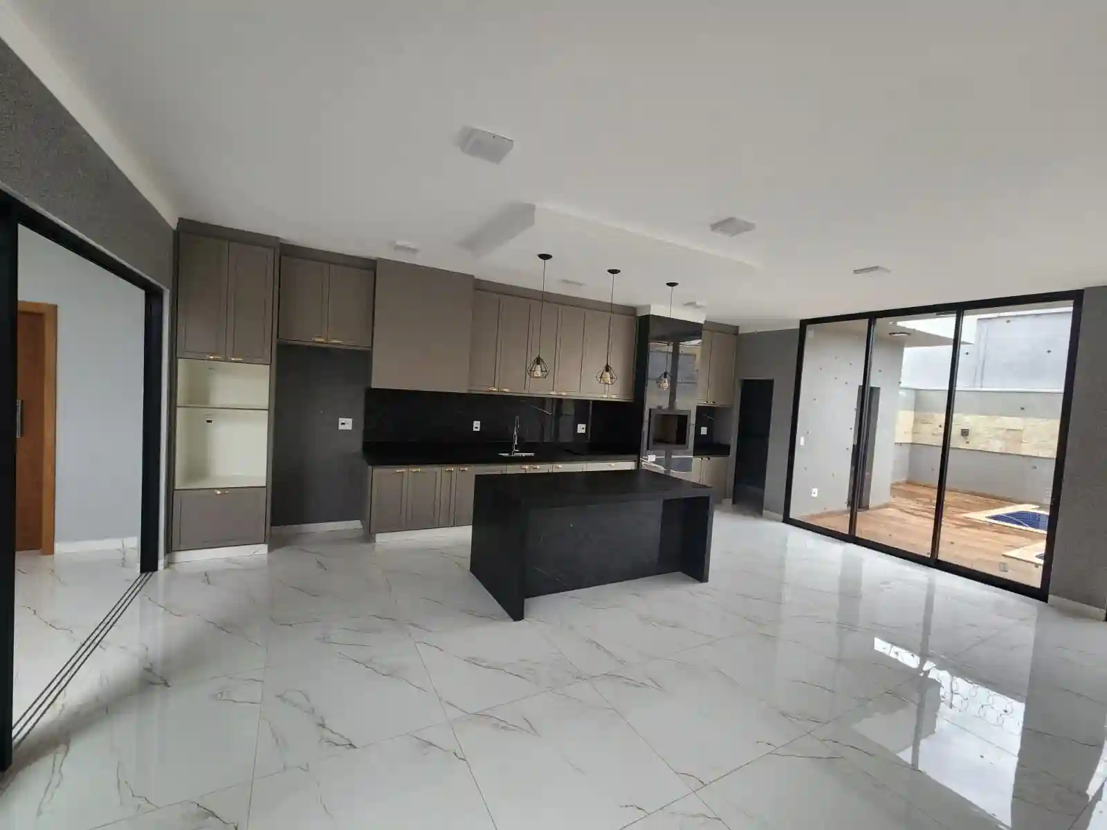 Casa de Condomínio com 3 quartos à venda, 365m² — foto 7 de 23