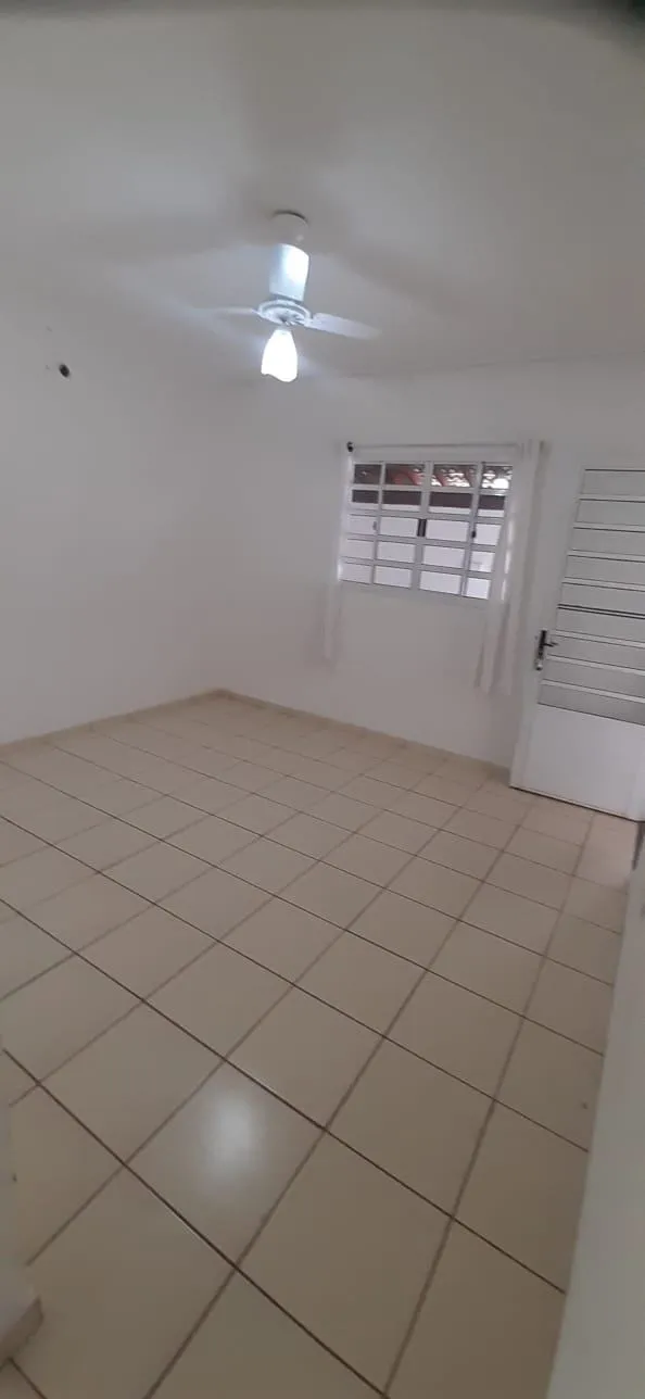Casa com 3 quartos para aluguel, 60m² — foto 15 de 18