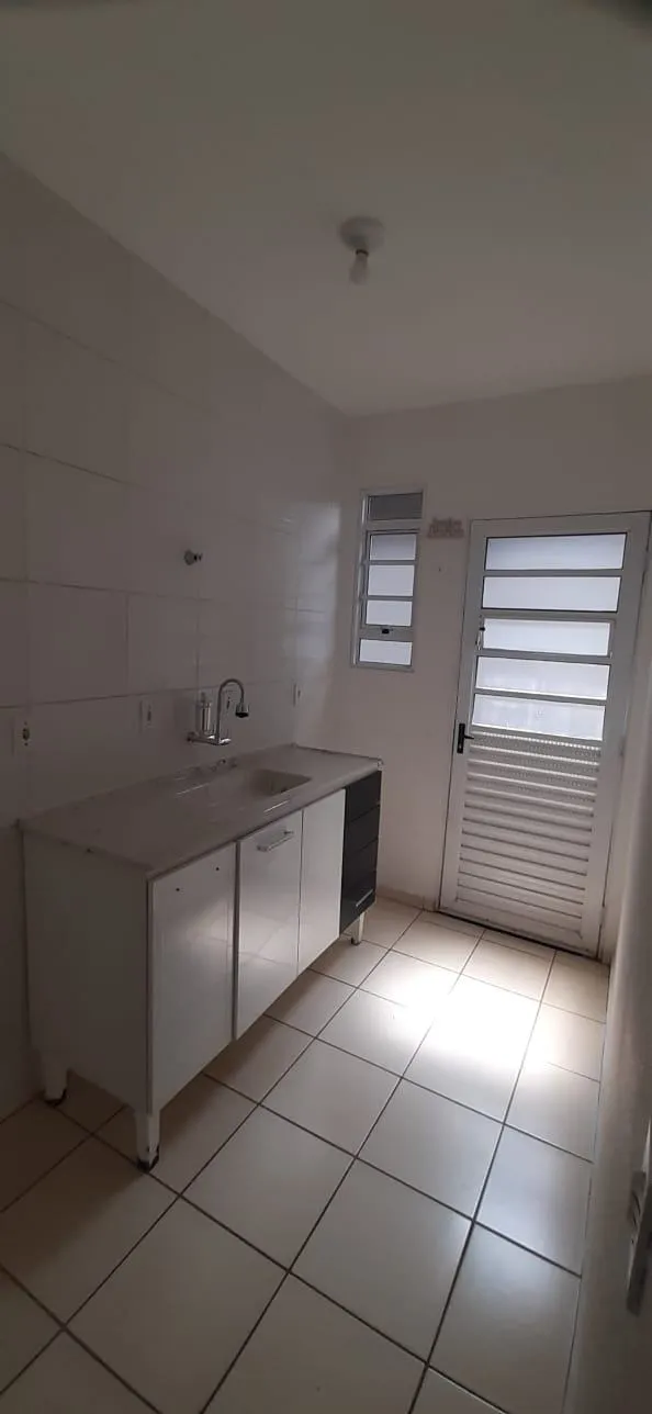 Casa com 3 quartos para aluguel, 60m² — foto 4 de 18