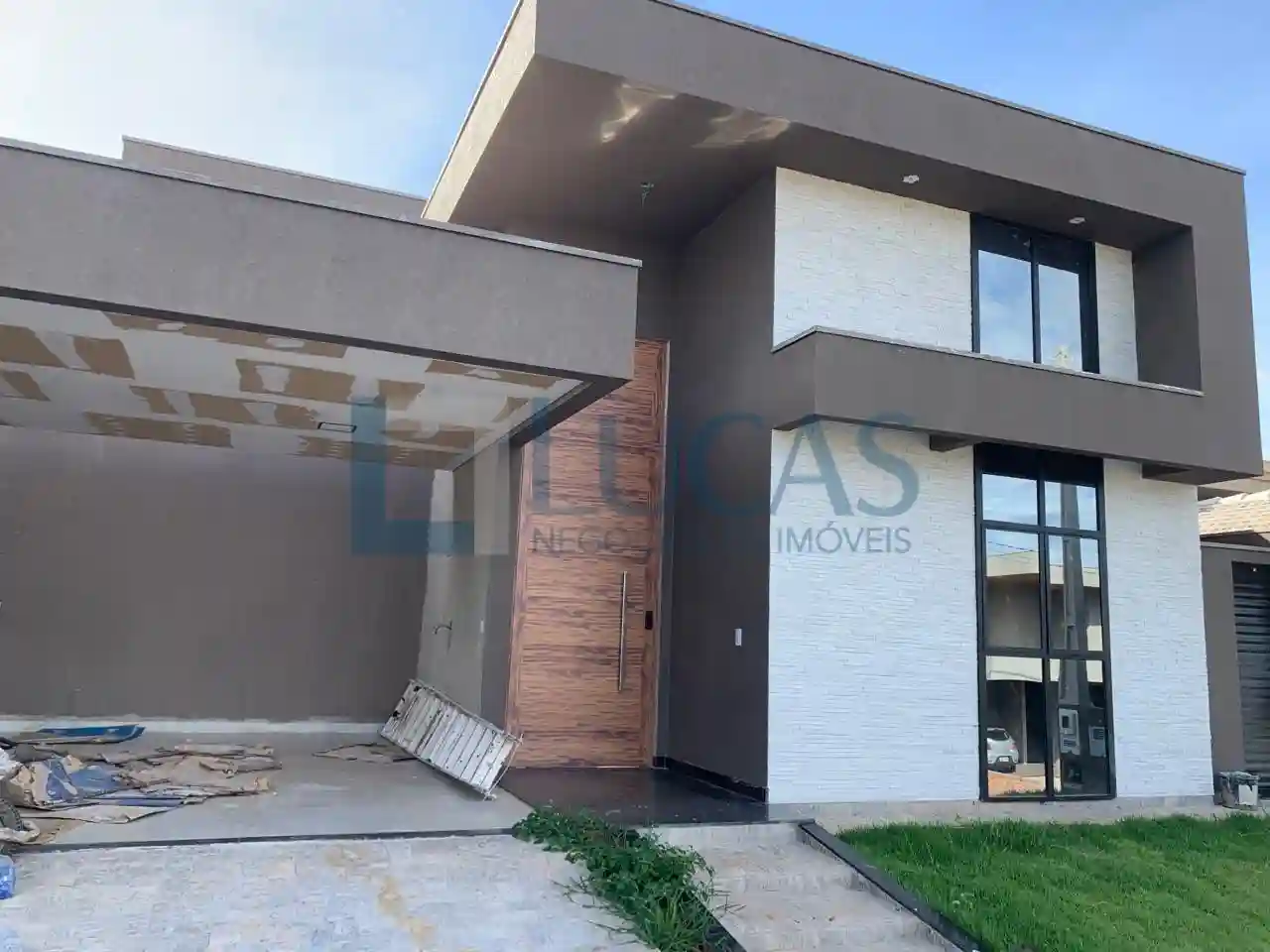 Casa de Condomínio com 3 quartos à venda, 185m² — foto 1 de 1