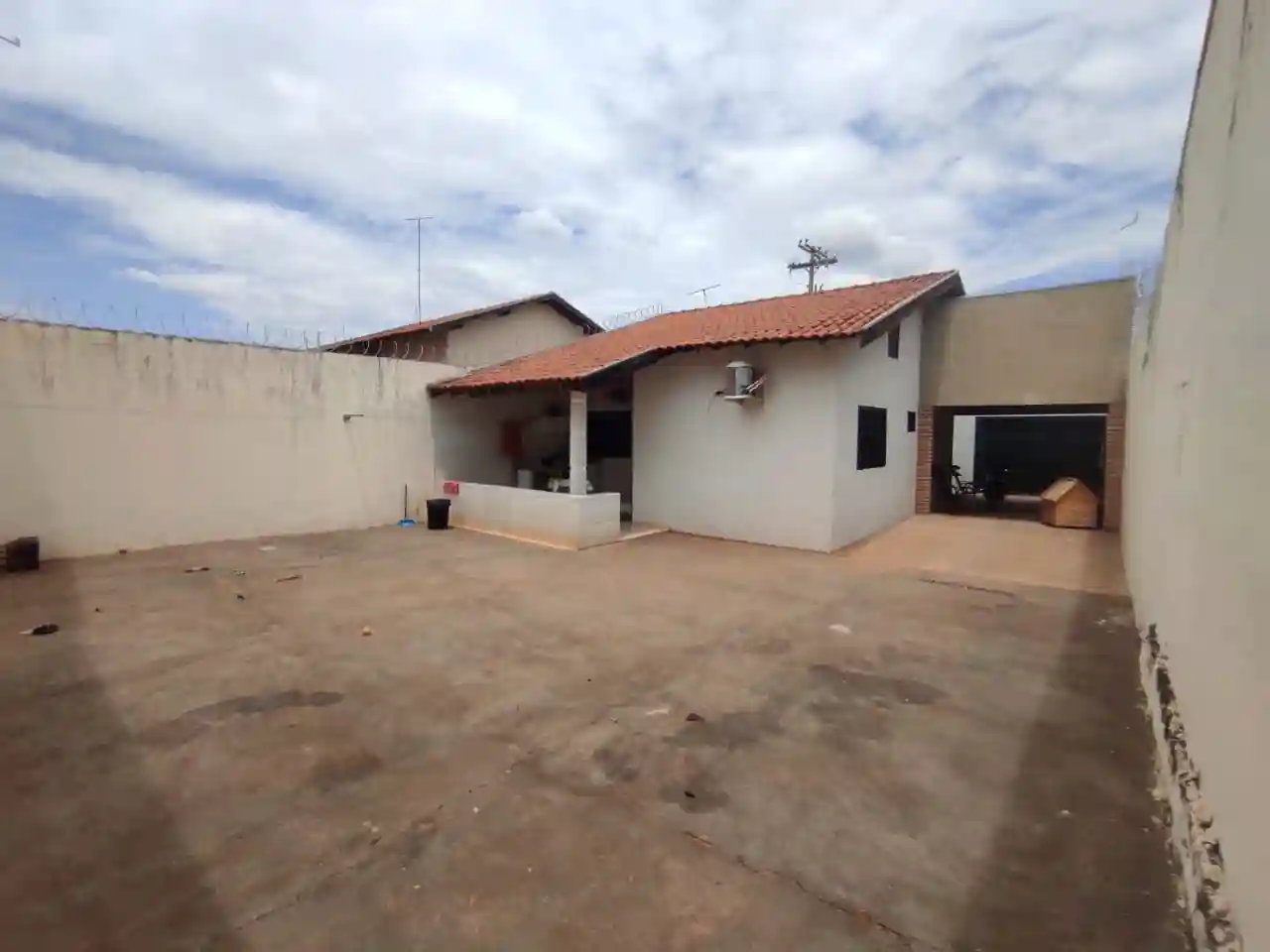 Casa com 2 quartos à venda, 175m² — foto 11 de 13