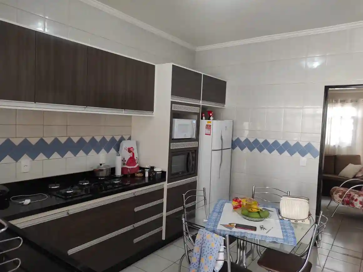 Casa com 2 quartos à venda, 175m² — foto 8 de 13