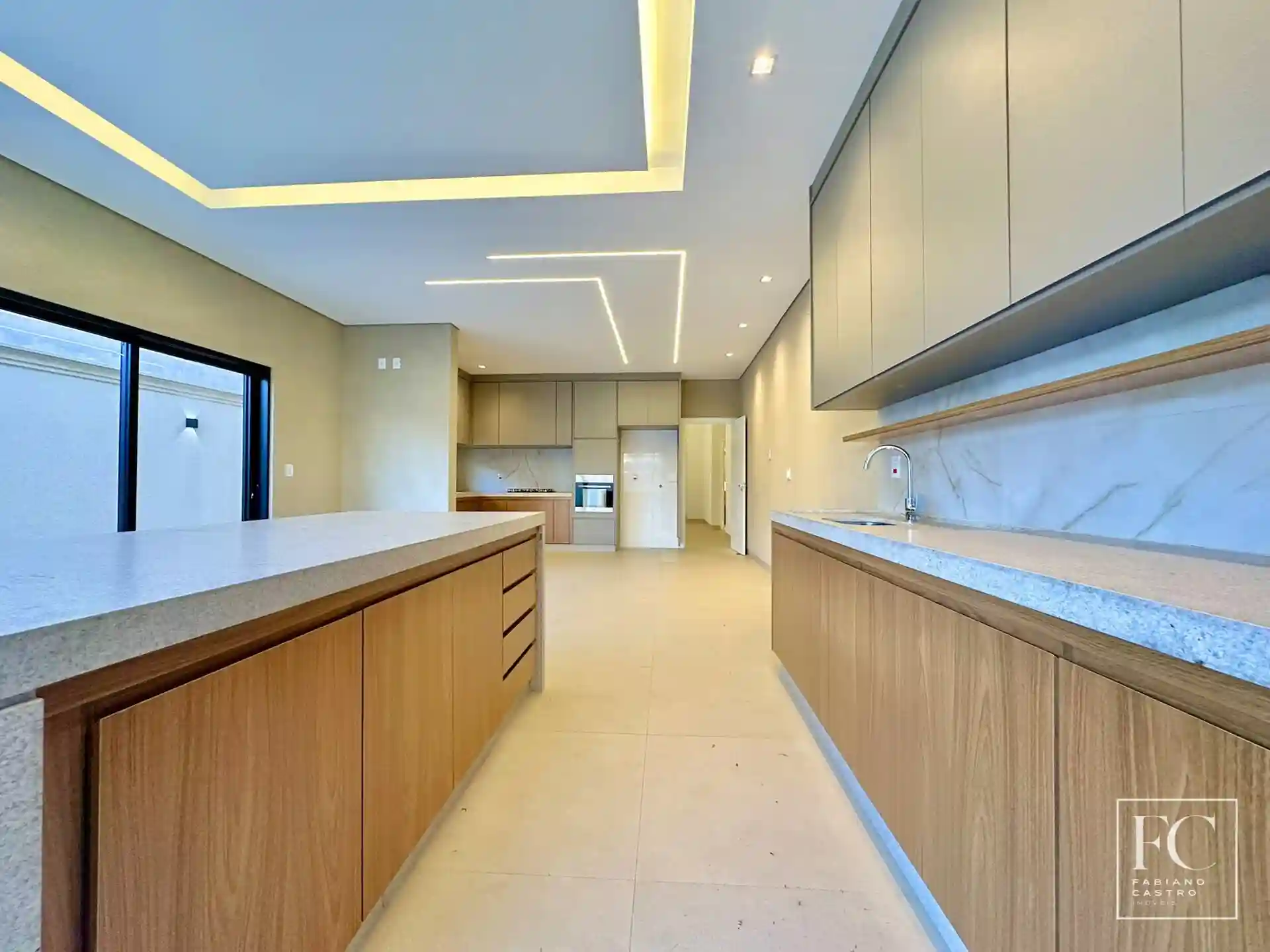 Casa de Condomínio com 3 quartos à venda, 292m² — foto 16 de 29