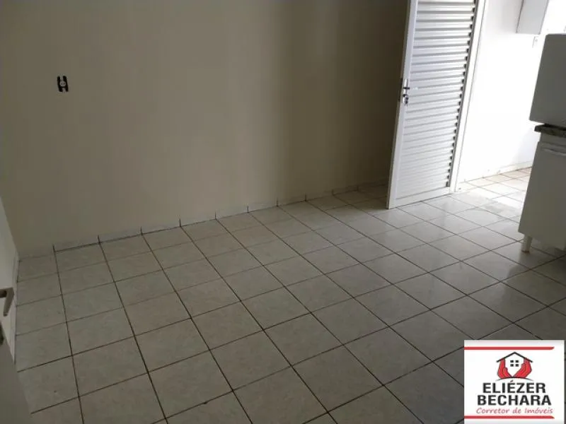 Casa à venda — foto 1 de 11