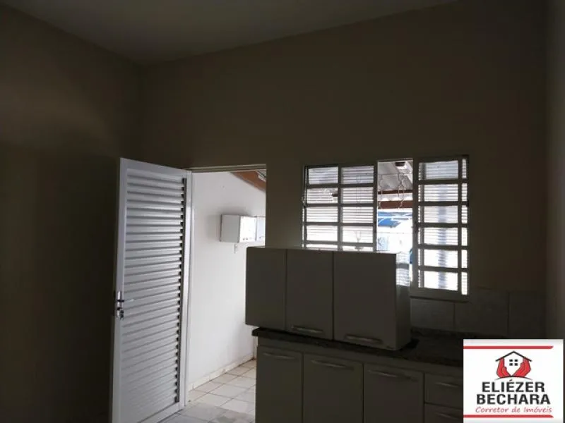 Casa à venda — foto 5 de 11