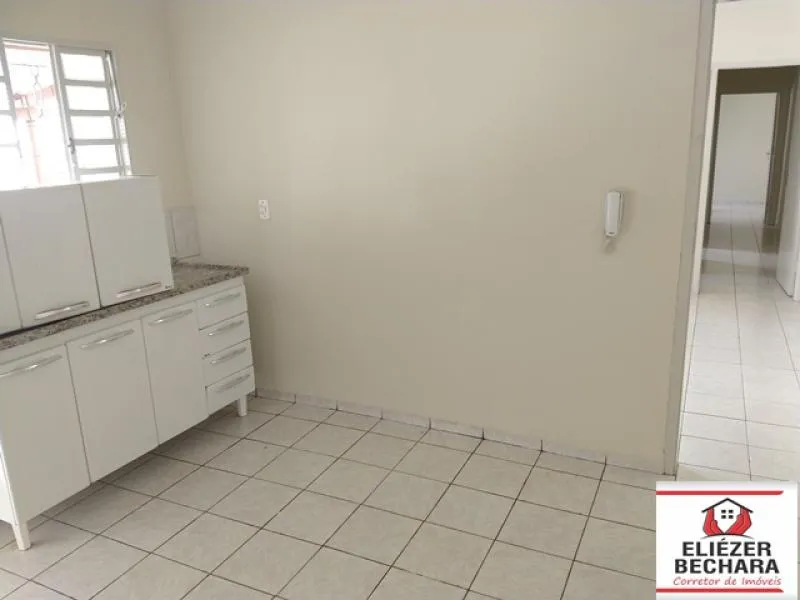 Casa à venda — foto 6 de 11