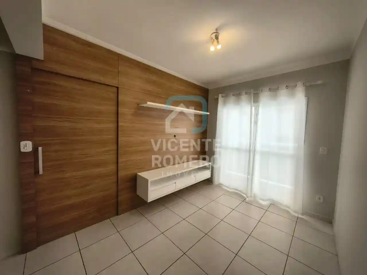 Apartamento com 1 quarto para aluguel, 50m² — foto 2 de 11