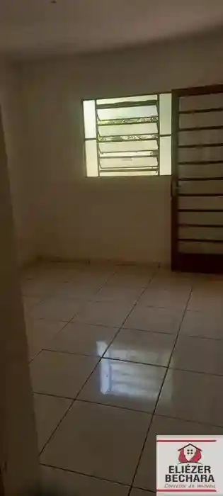 Casa com 2 quartos à venda, 80m² — foto 1 de 8