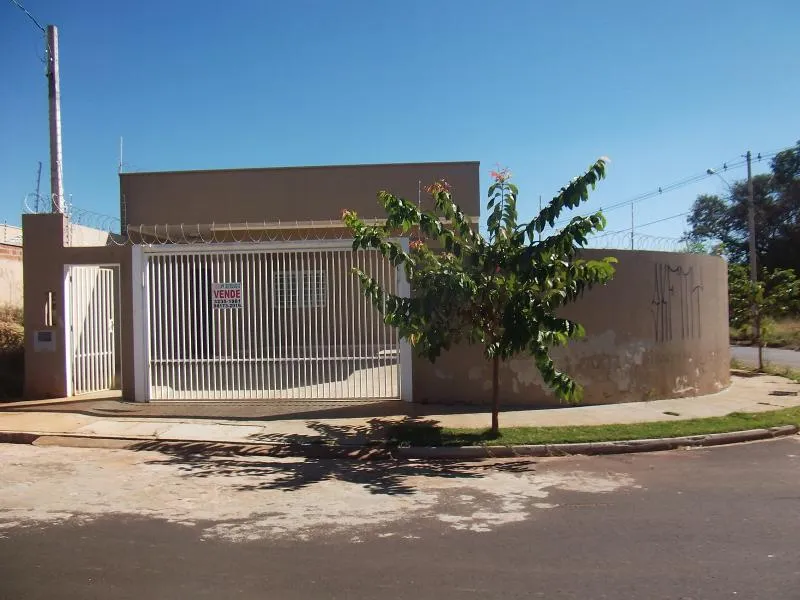 Casa à venda — foto 1 de 7