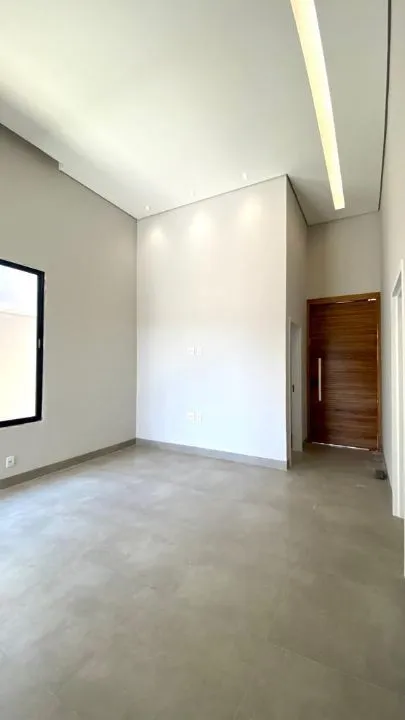 Casa de Condomínio com 3 quartos à venda, 253m² — foto 1 de 9