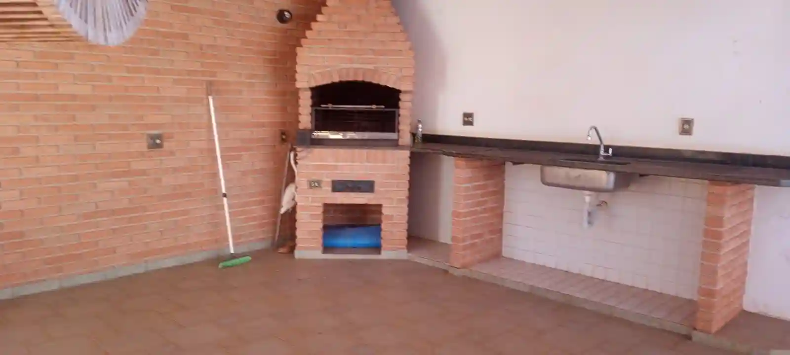 Casa com 3 quartos à venda, 450m² — foto 20 de 23