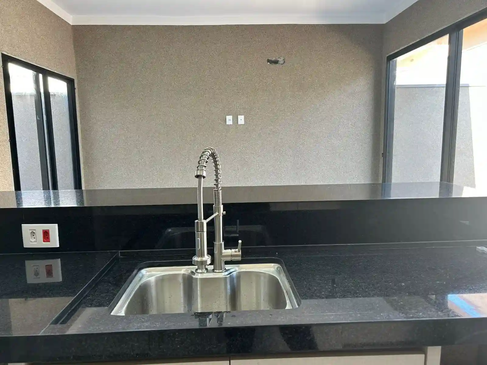 Casa de Condomínio com 3 quartos à venda, 275m² — foto 9 de 21