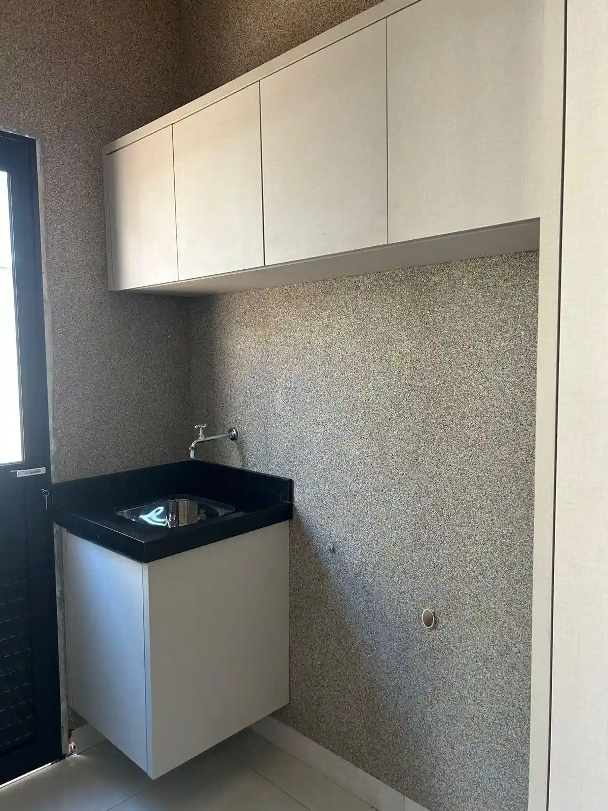 Casa de Condomínio com 3 quartos à venda, 275m² — foto 2 de 21