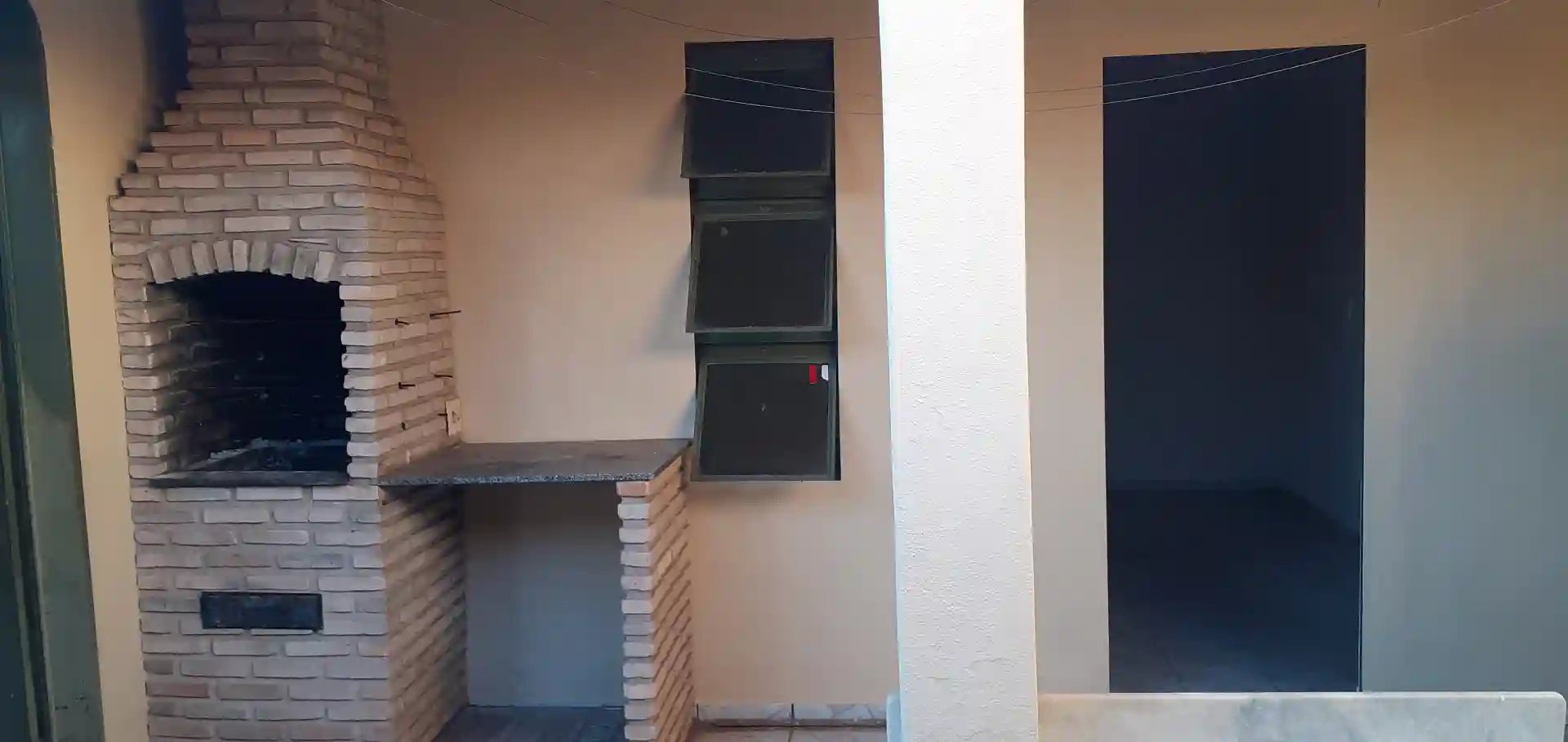 Casa com 4 quartos à venda, 242m² — foto 3 de 25