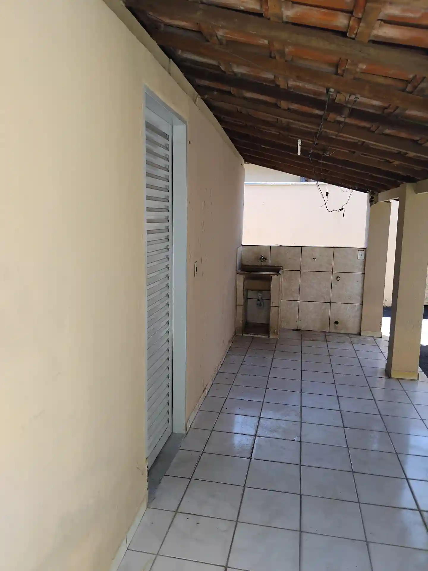 Casa com 4 quartos à venda, 242m² — foto 23 de 25
