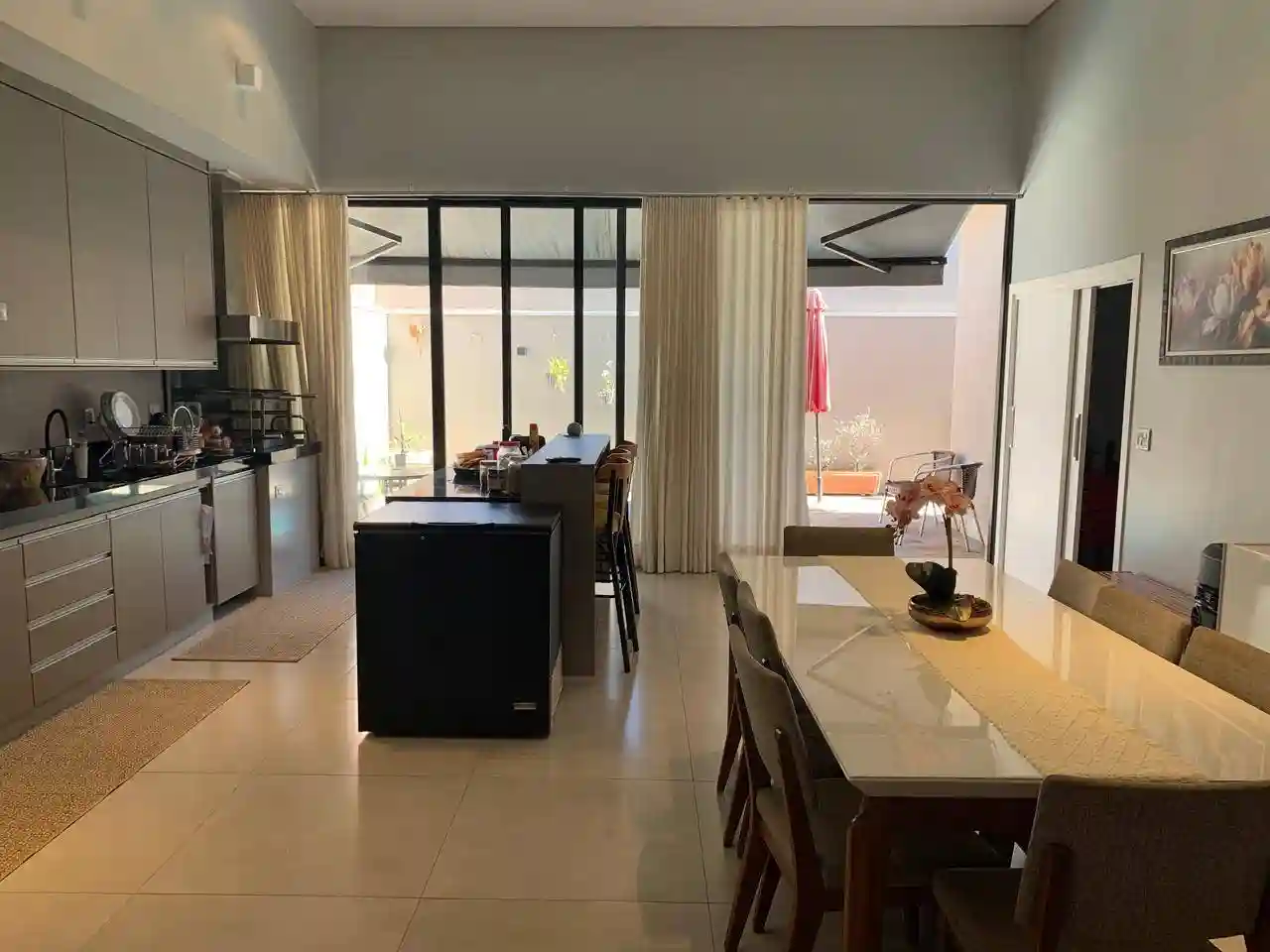 Casa de Condomínio com 3 quartos à venda, 204m² — foto 6 de 21