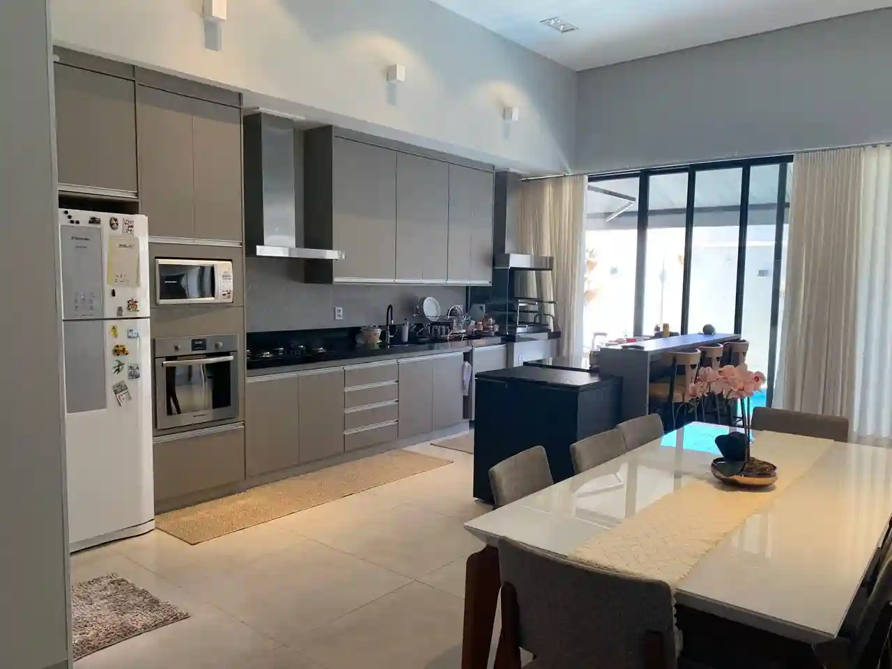 Casa de Condomínio com 3 quartos à venda, 204m² — foto 7 de 21