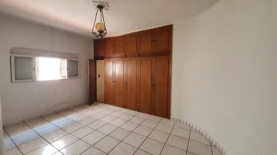 Casa com 3 quartos à venda, 224m² — foto 6 de 20