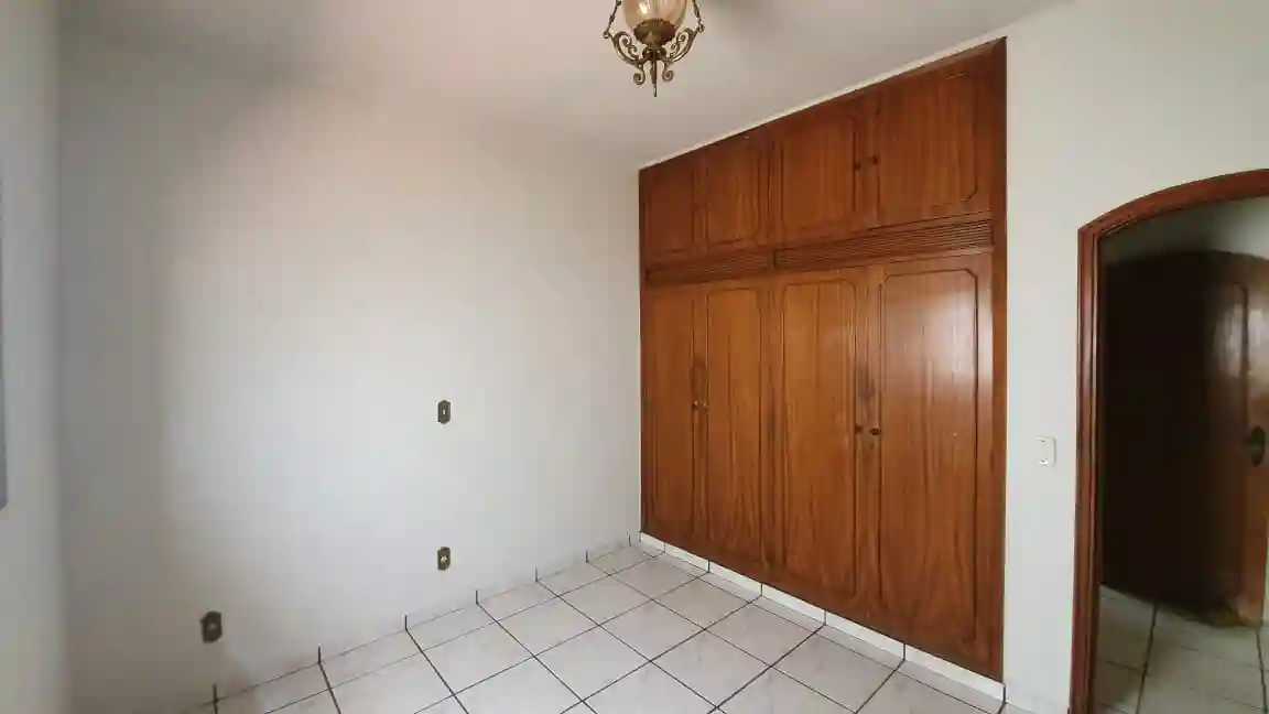 Casa com 3 quartos à venda, 224m² — foto 9 de 20