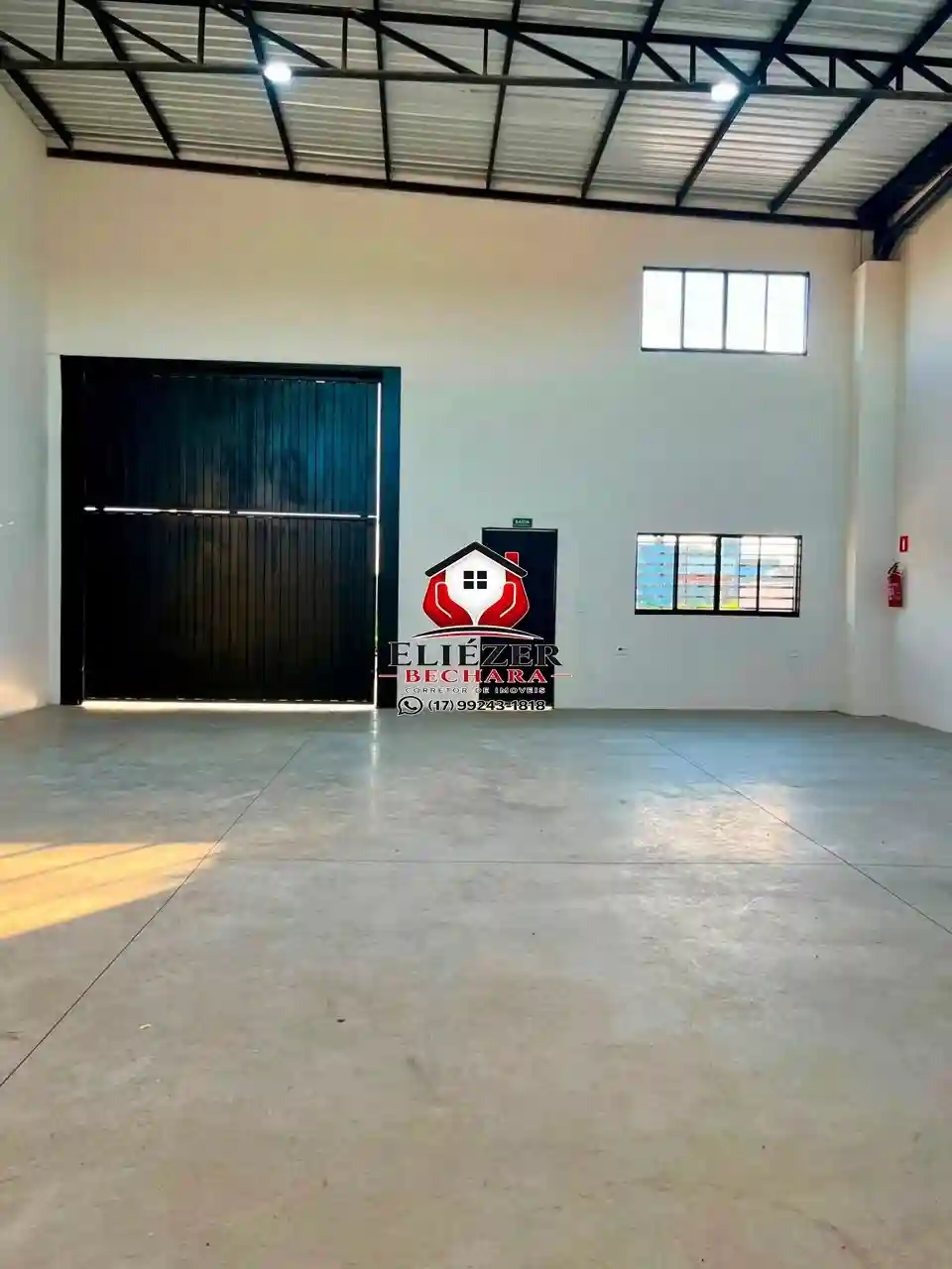 Loja / Salão / Ponto Comercial à venda, 122m² — foto 9 de 13