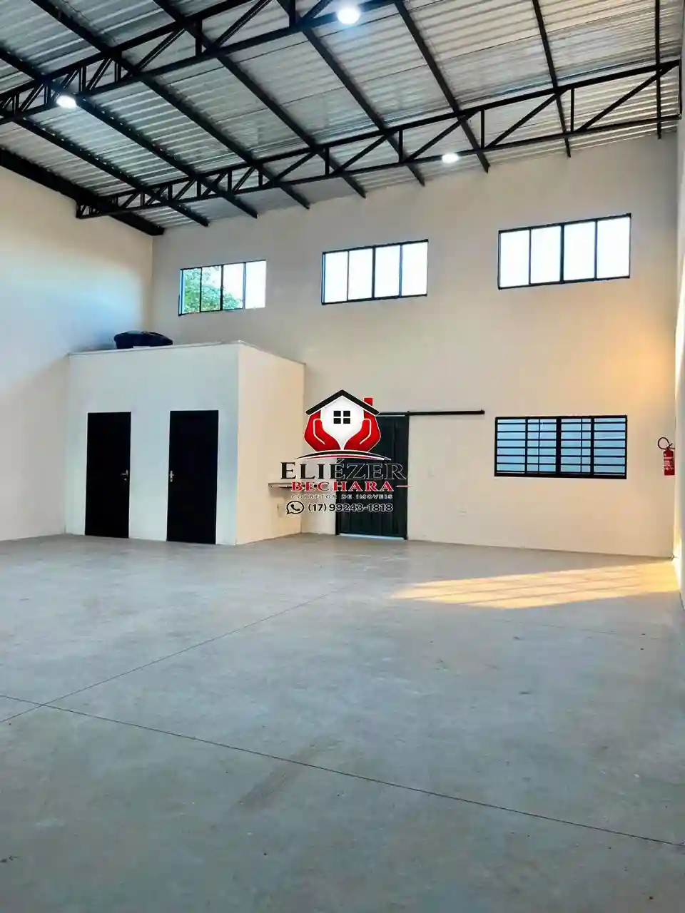 Loja / Salão / Ponto Comercial à venda, 122m² — foto 12 de 13