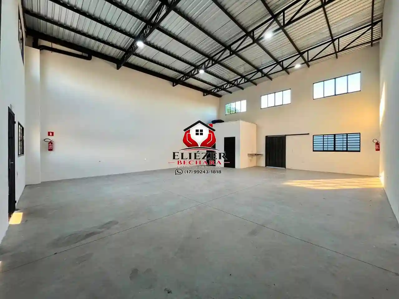 Loja / Salão / Ponto Comercial à venda, 122m² — foto 5 de 13