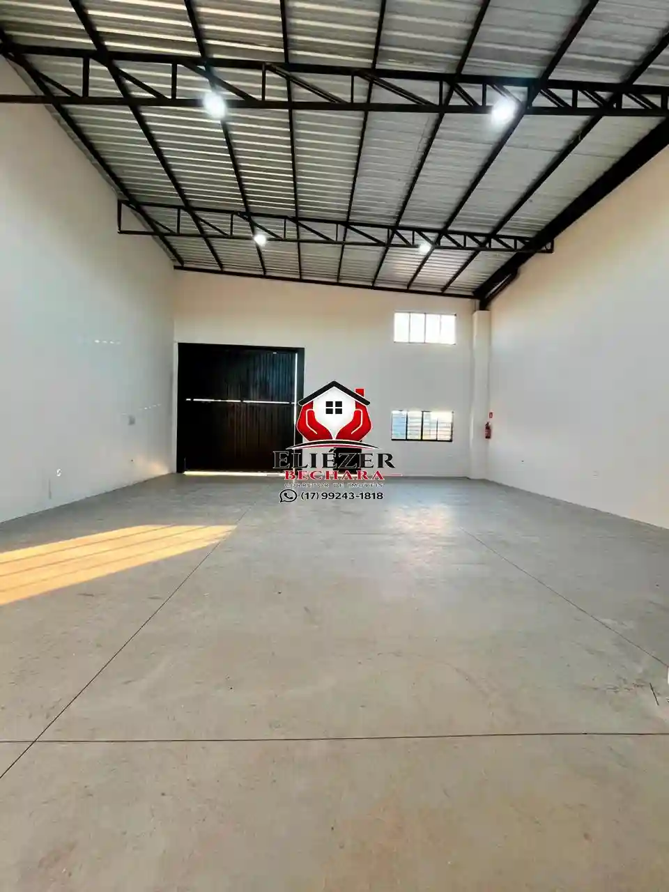 Loja / Salão / Ponto Comercial à venda, 122m² — foto 7 de 13